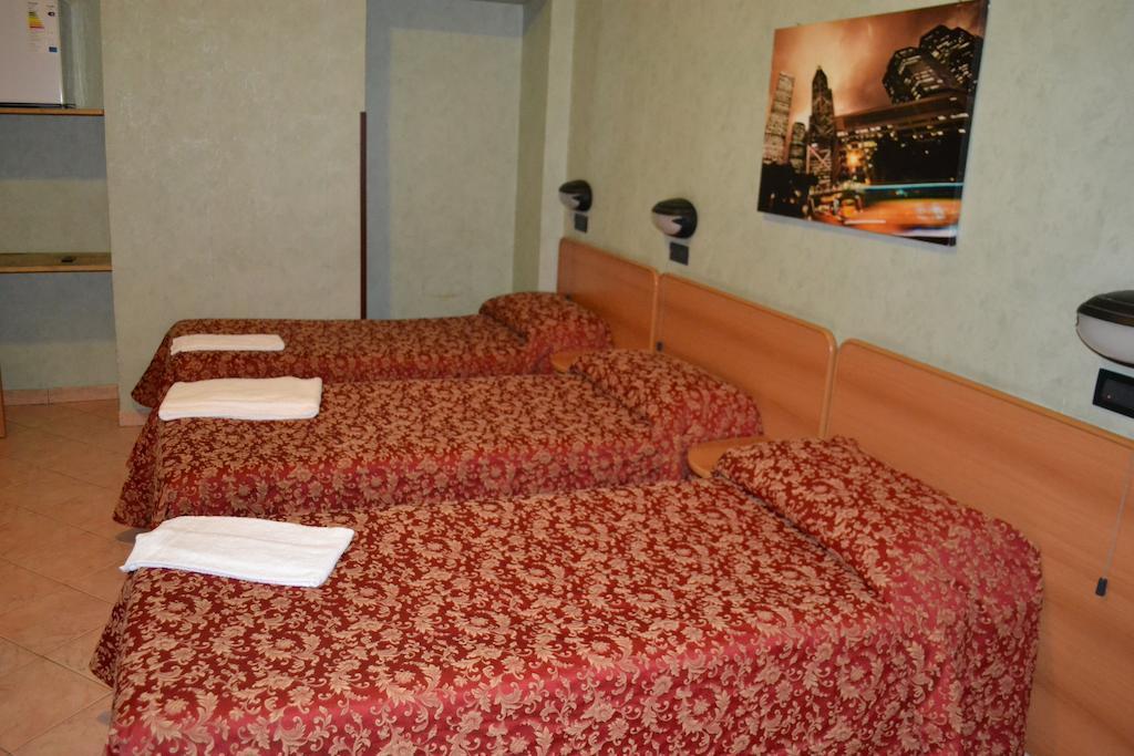 Hotel Ferrarese Рим Екстер'єр фото