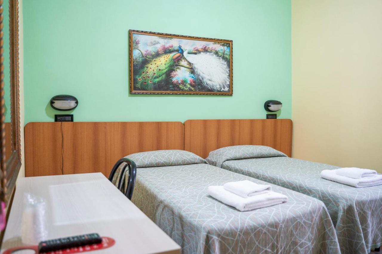 Hotel Ferrarese Рим Екстер'єр фото