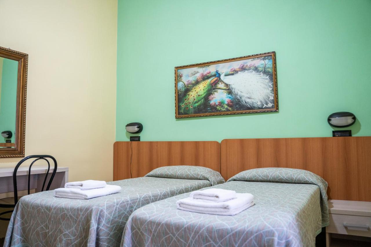 Hotel Ferrarese Рим Екстер'єр фото