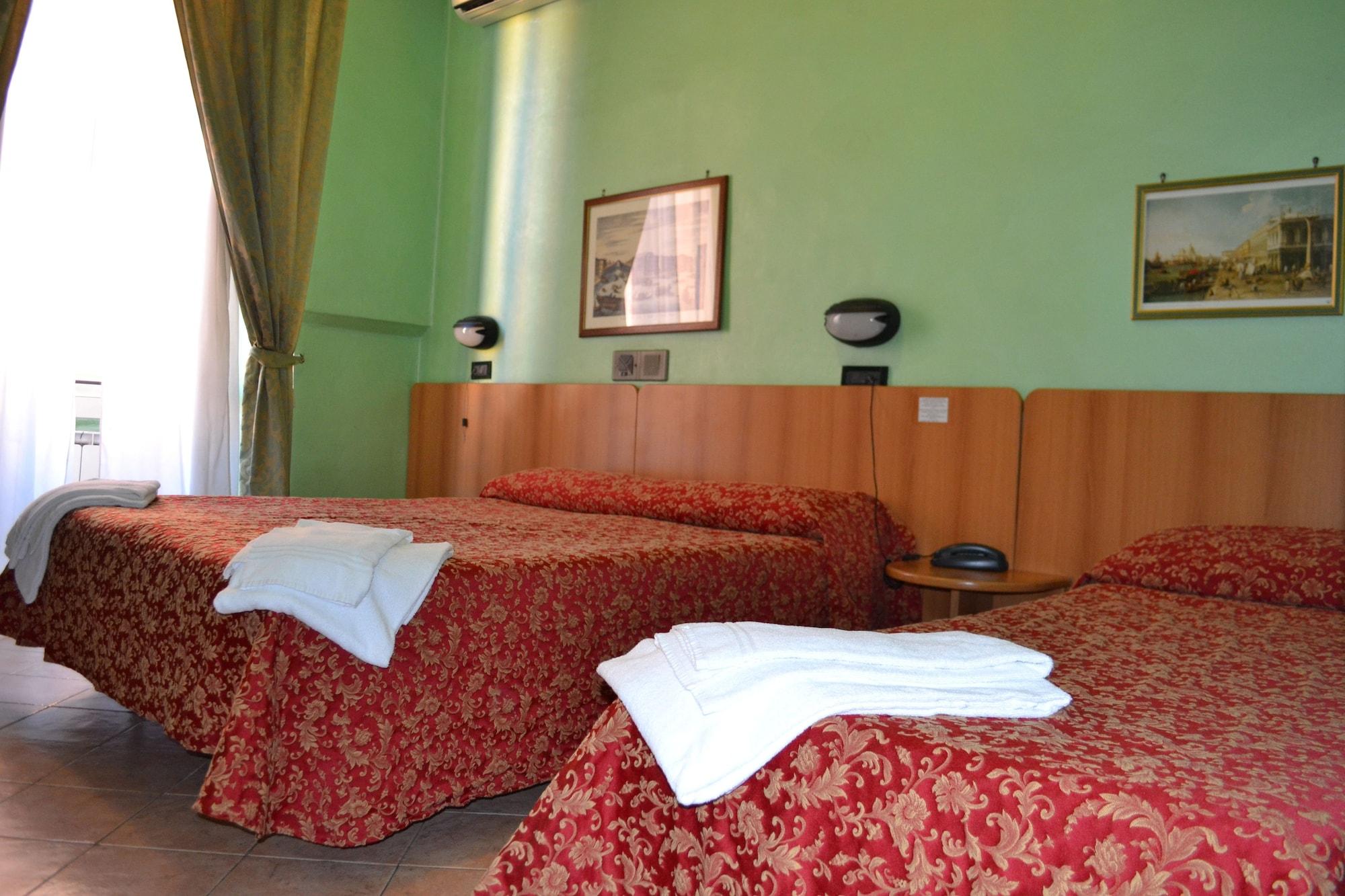 Hotel Ferrarese Рим Екстер'єр фото