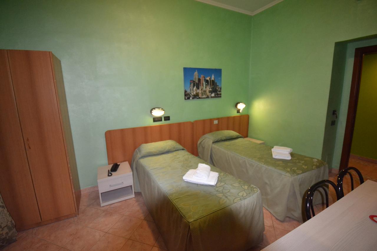 Hotel Ferrarese Рим Екстер'єр фото